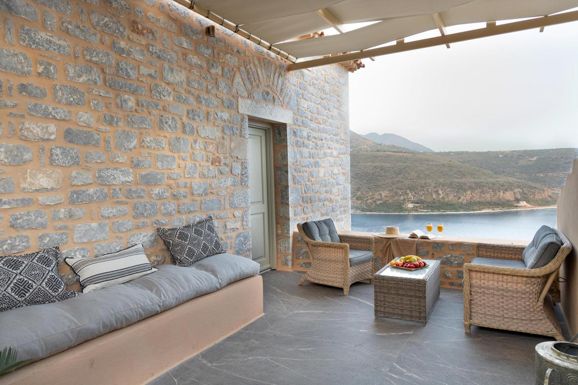 Akrolithi Guesthouse Karavostasi  Ngoại thất bức ảnh