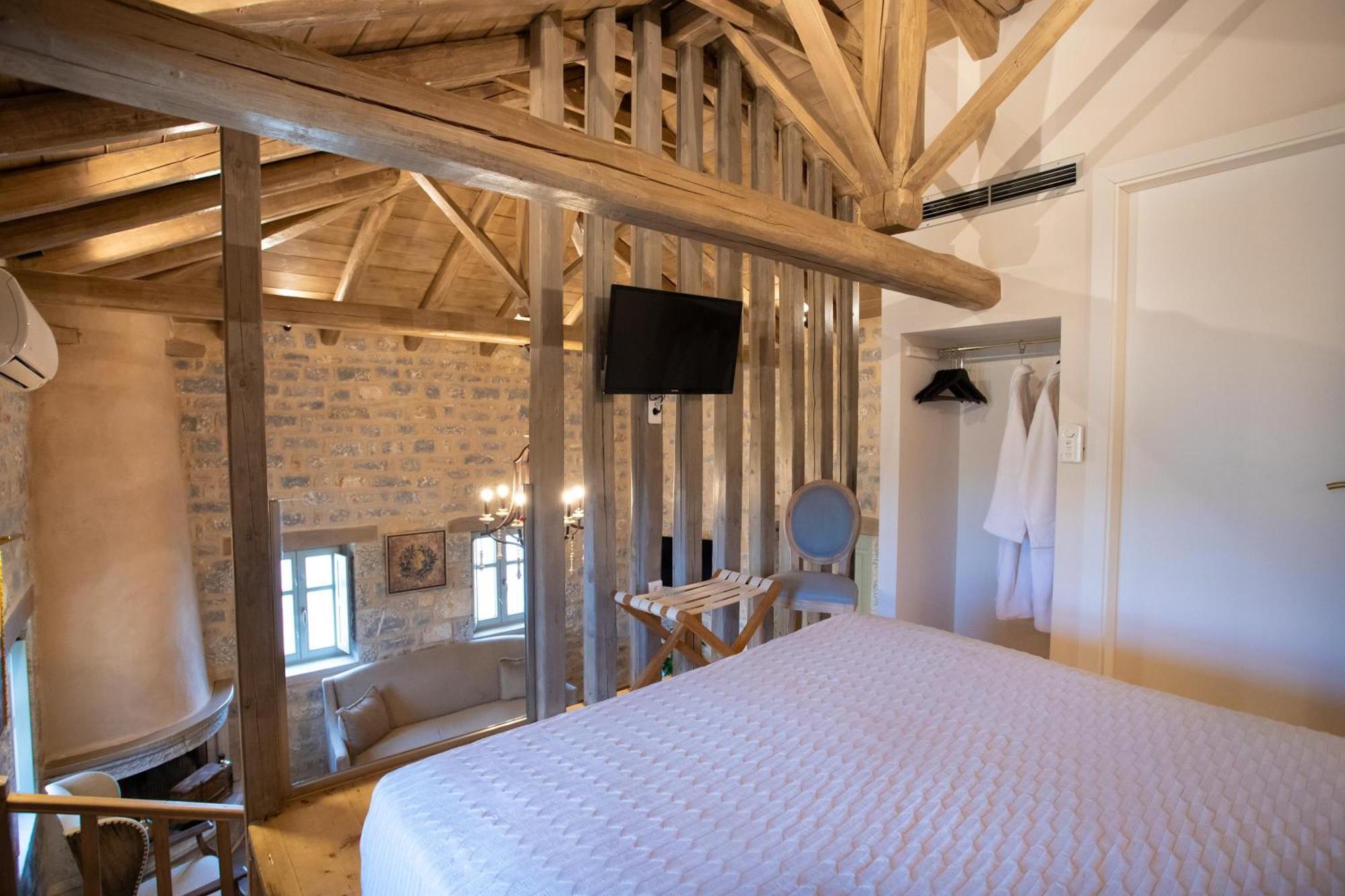 Akrolithi Guesthouse Karavostasi  Ngoại thất bức ảnh
