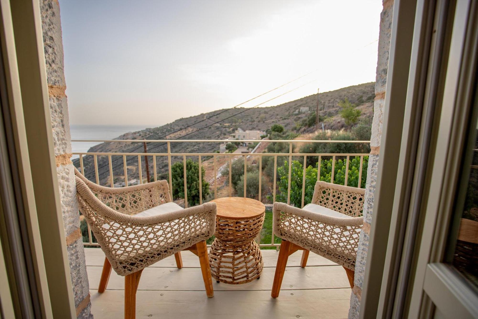 Akrolithi Guesthouse Karavostasi  Ngoại thất bức ảnh
