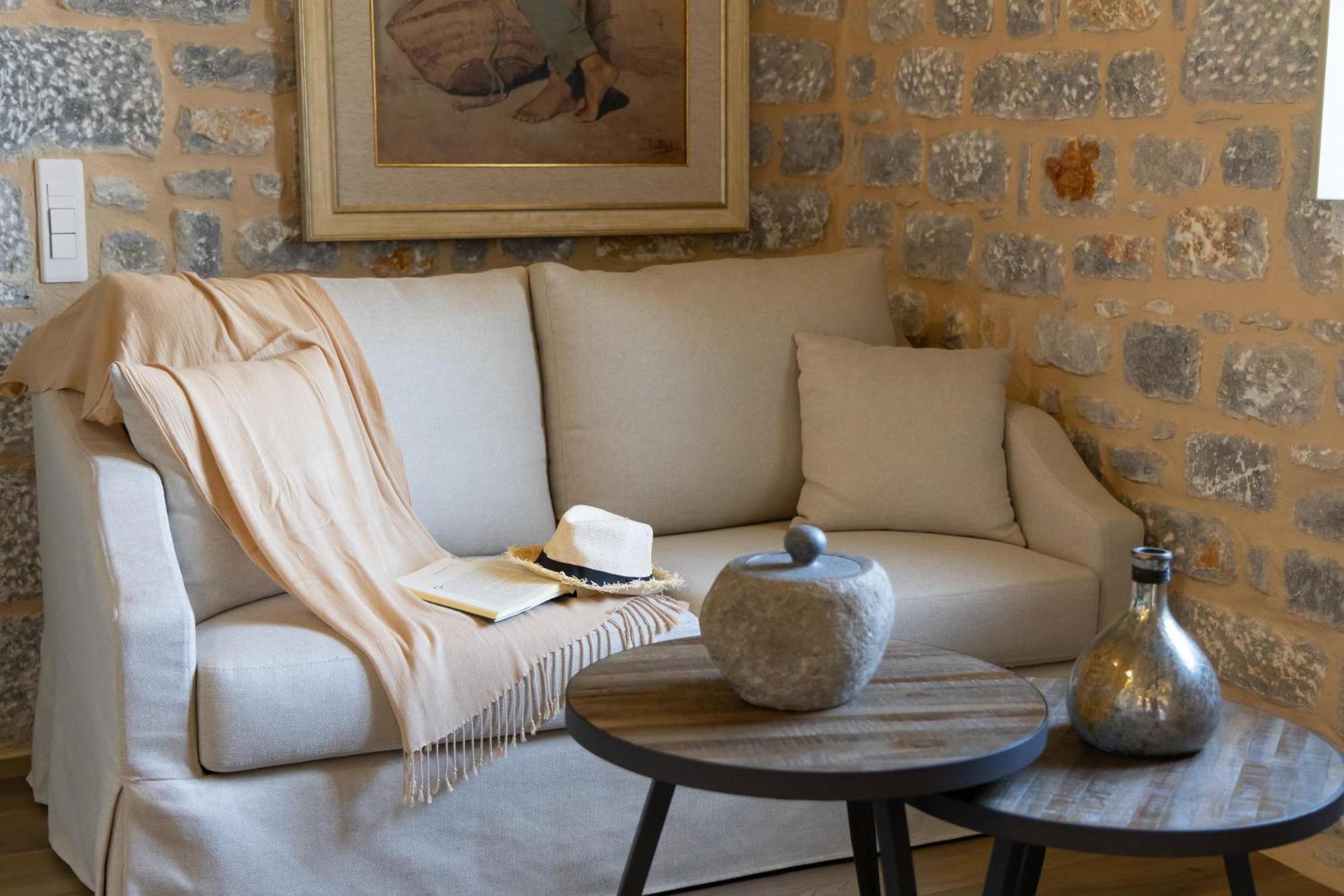 Akrolithi Guesthouse Karavostasi  Ngoại thất bức ảnh